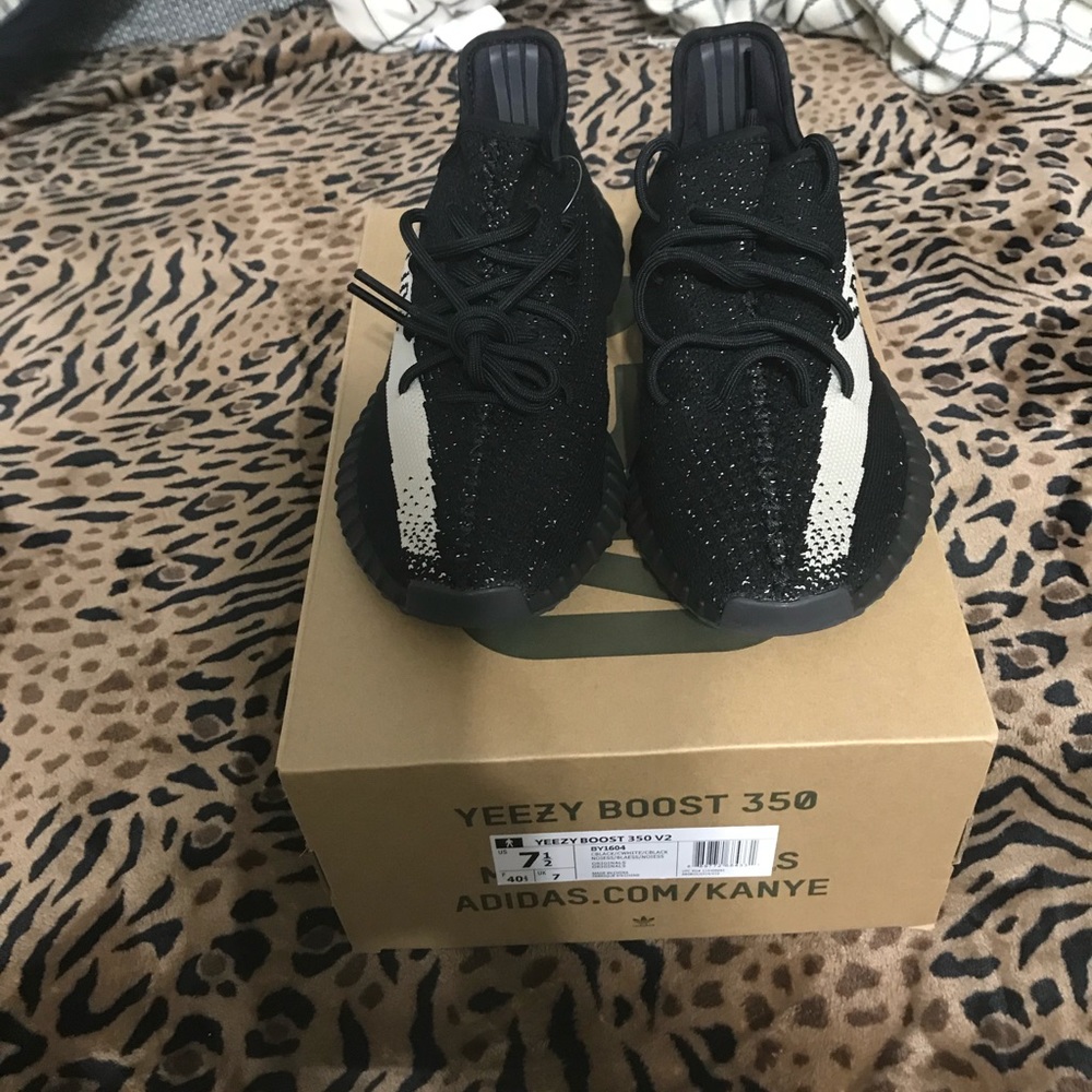 Yeezy boost v2 Oreo